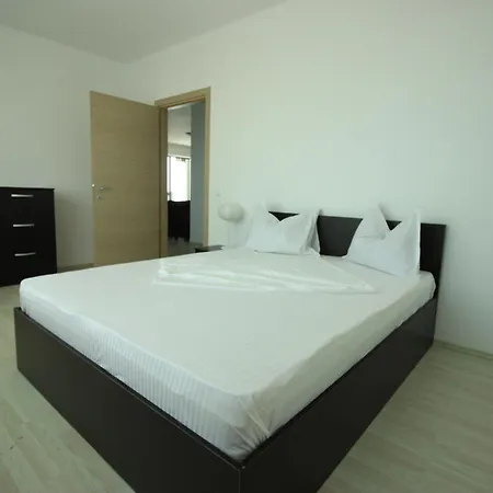 Pegasus Sara Sea View *